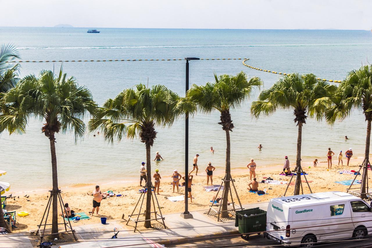 Barfly Pattaya Hotel Jomtien Exterior foto